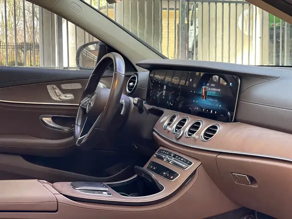 Mercedes-Benz E-Class 2021 из CN, фото 8