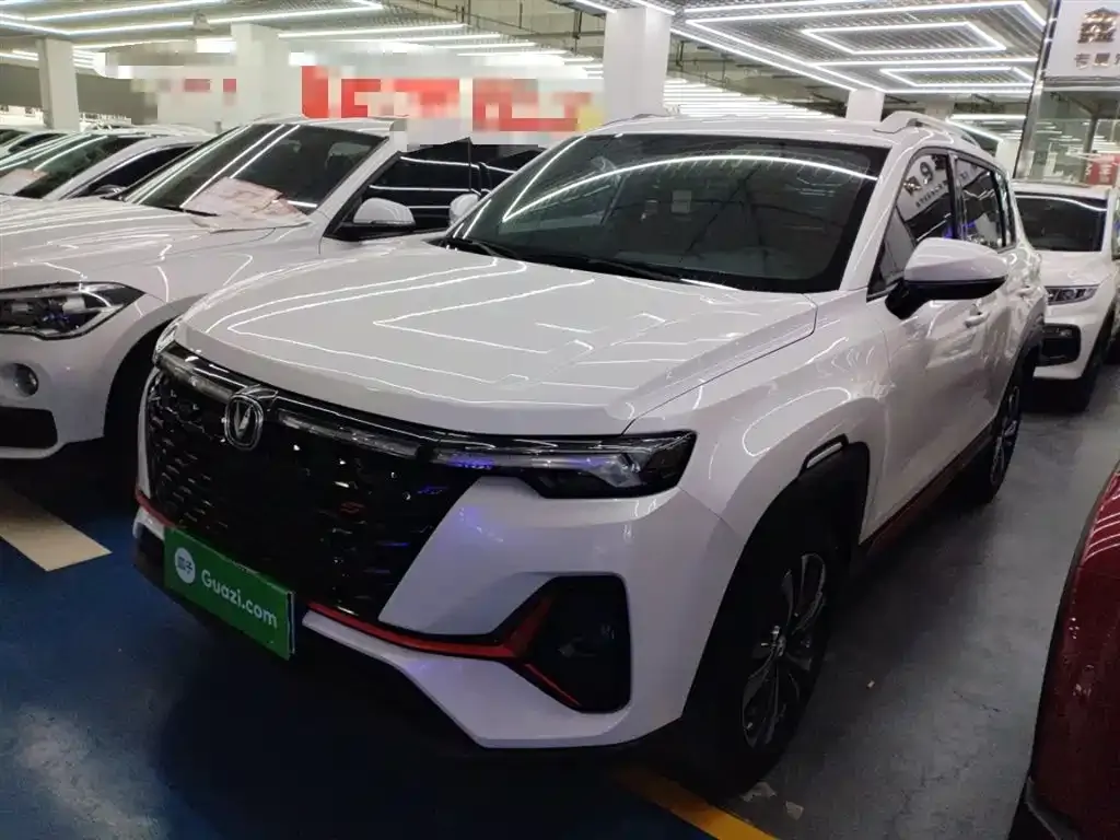 Changan CS35PLUS — фото 1