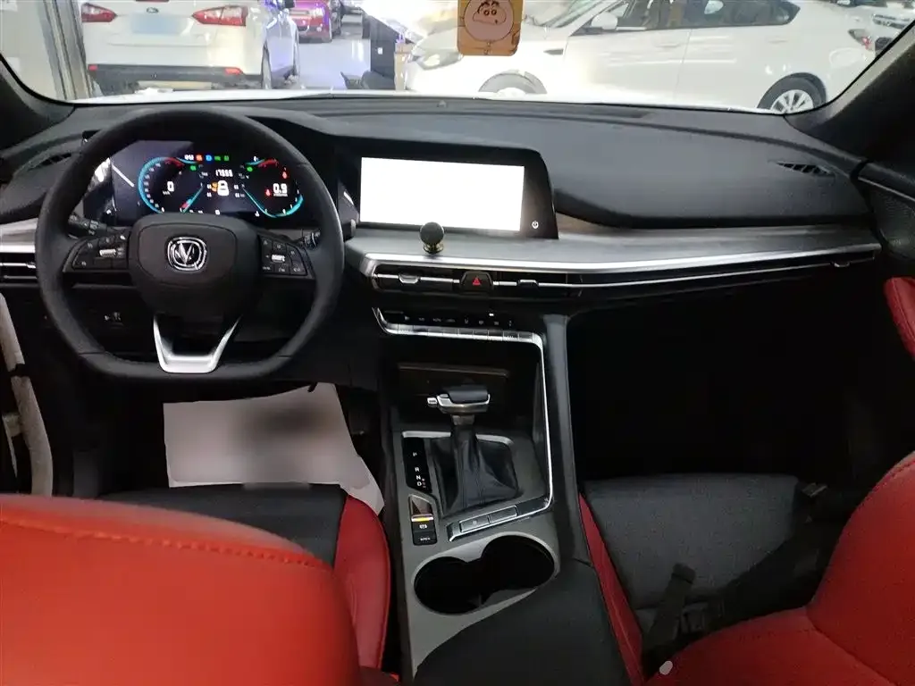Changan CS35PLUS — фото 3