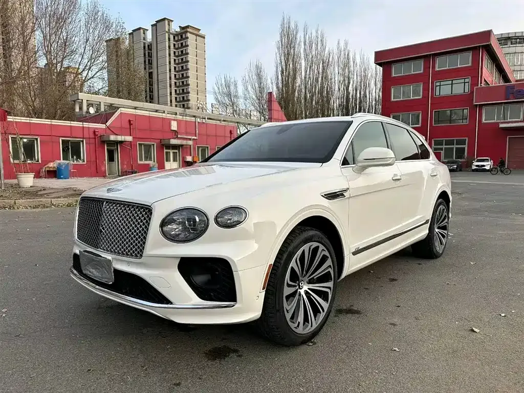 Bentley Bentayga 2022 из CN, фото 1