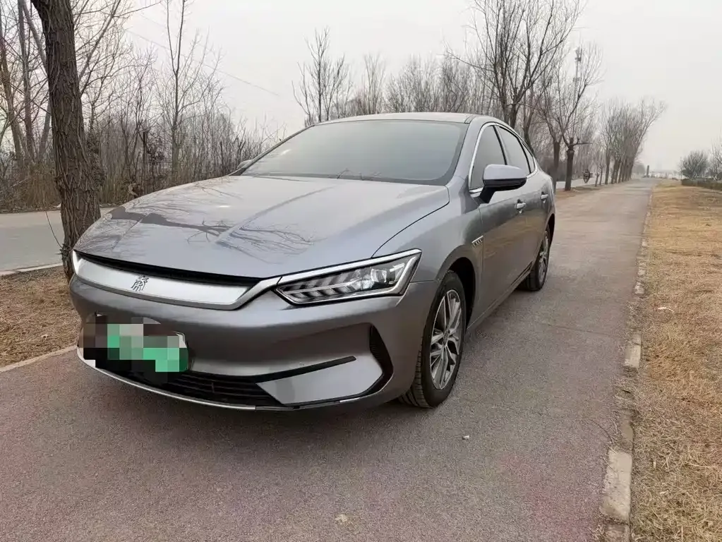 BYD Qin PLUS 2023 из CN, фото 1