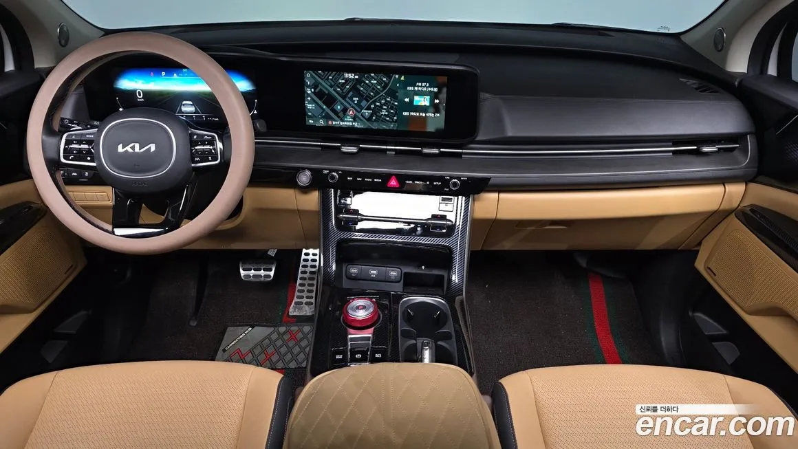 Kia Carnival — фото 10
