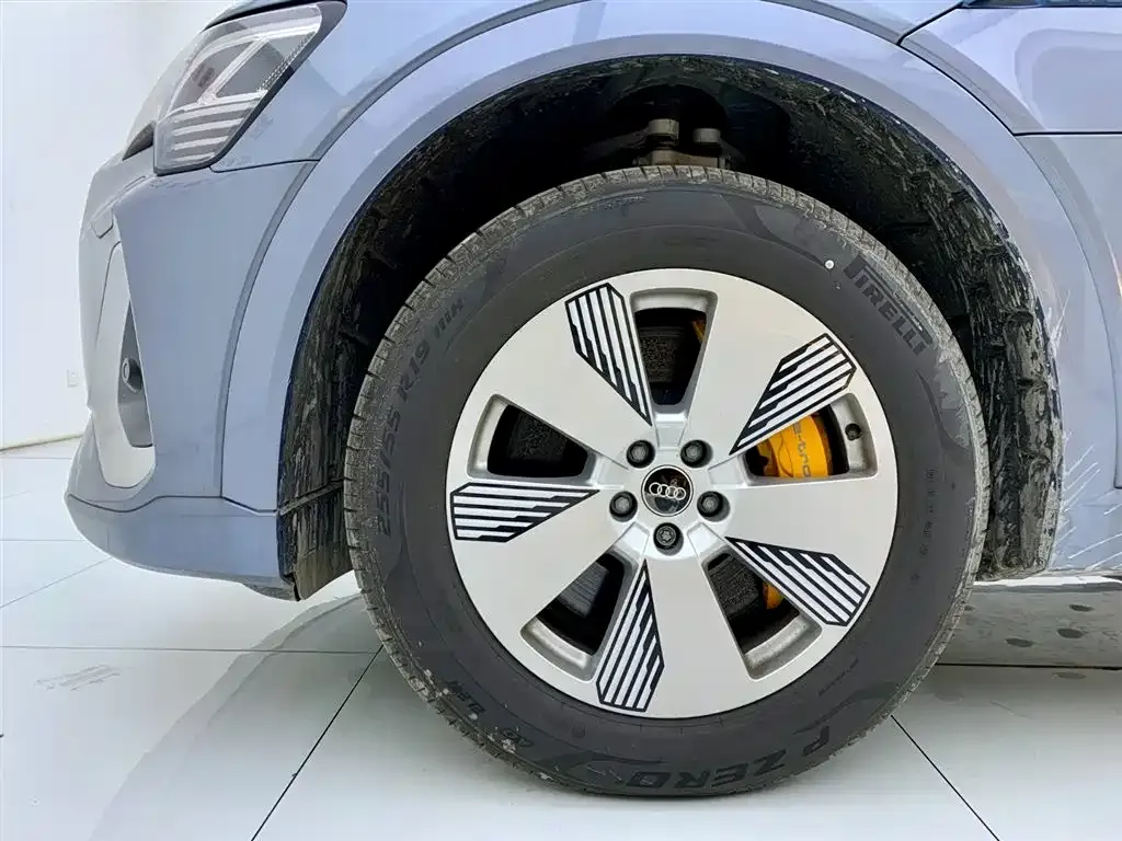 Audi e-tron 2026 из CN, фото 10