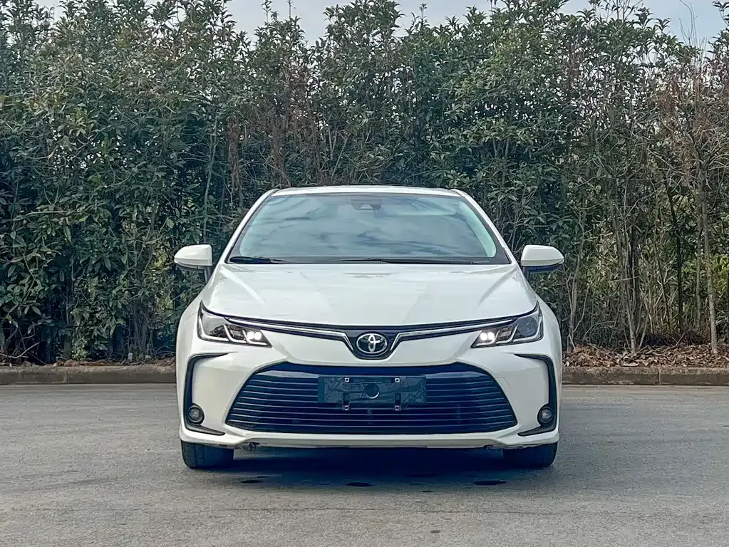 Toyota Corolla 2022 из CN, фото 10