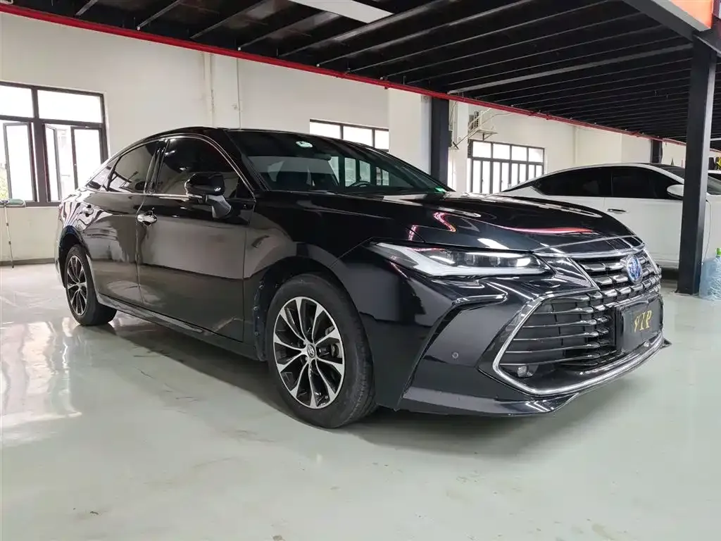 Toyota Avalon — фото 10