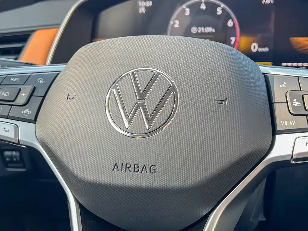 Volkswagen Bora 2025 из CN, фото 3