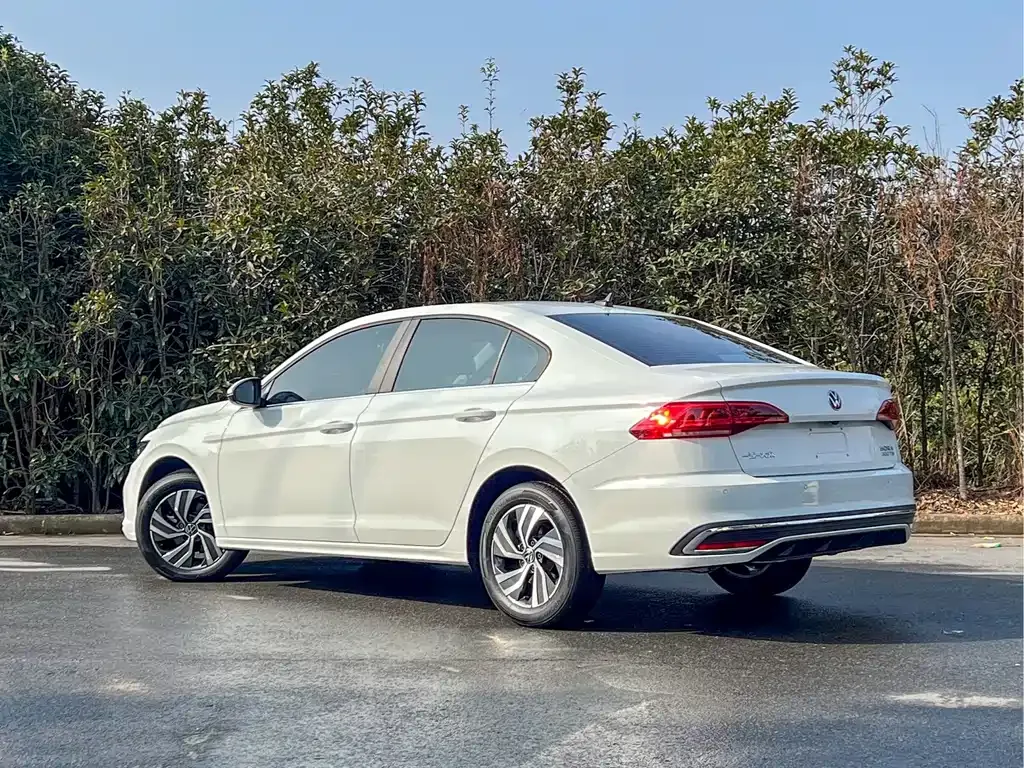 Volkswagen Bora 2025 из CN, фото 8