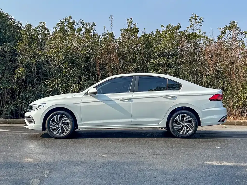 Volkswagen Bora 2025 из CN, фото 7