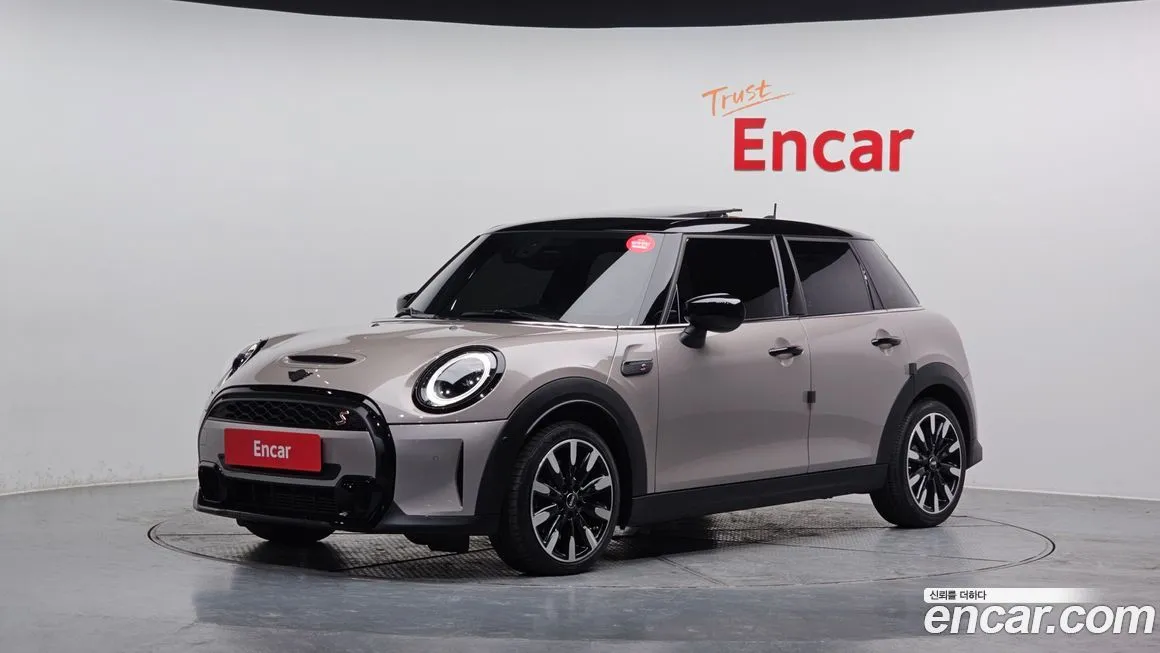 Mini Cooper 2023 из KR, фото 1