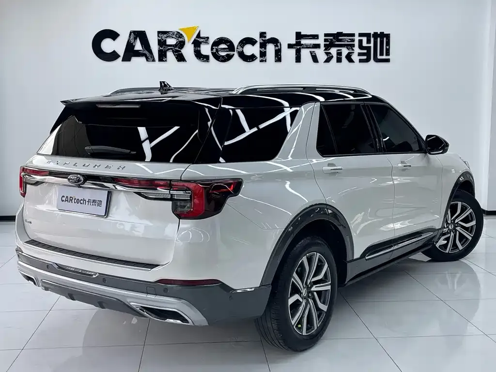 Ford Explorer 2024 из CN, фото 7