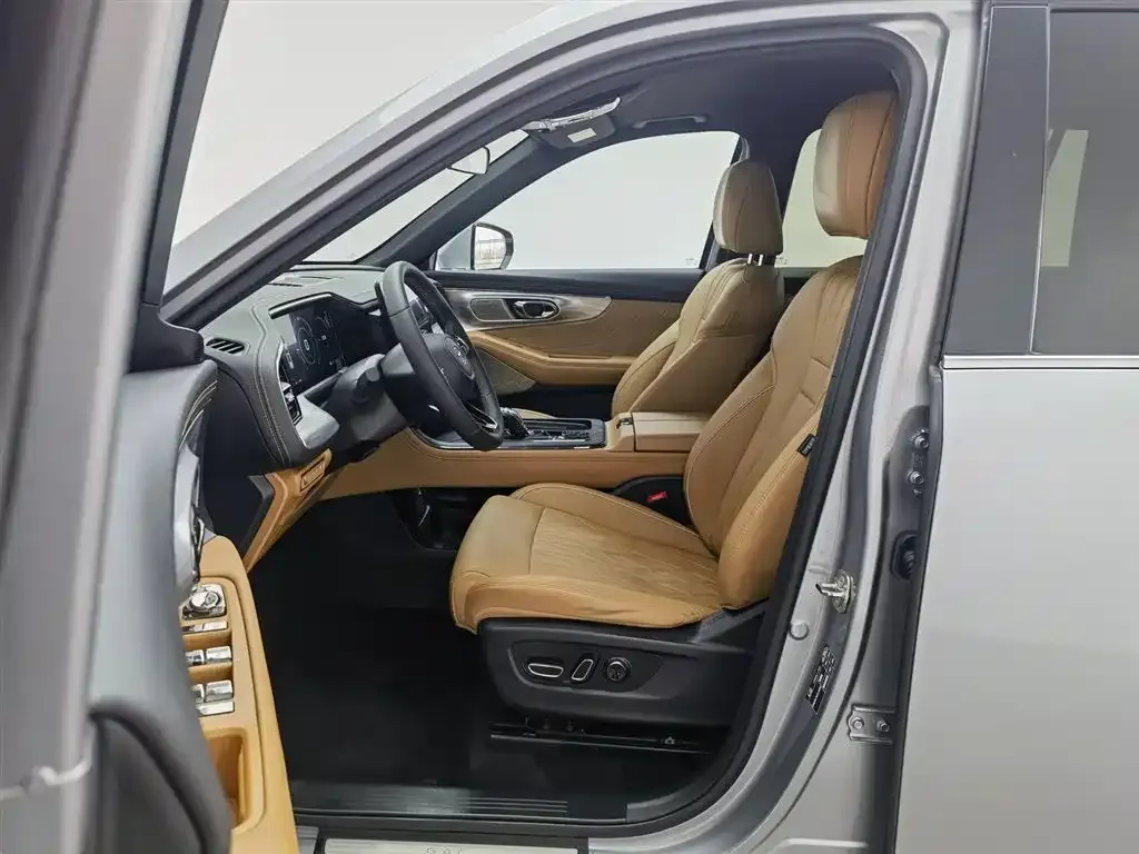 GAC Motor Trumpchi ES9 — фото 10