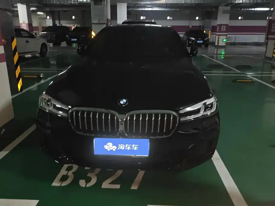 BMW 5 Series 2023 из CN, фото 1