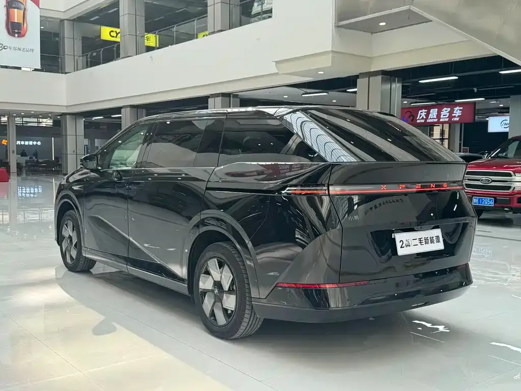 XPeng X9 2025 из CN, фото 9
