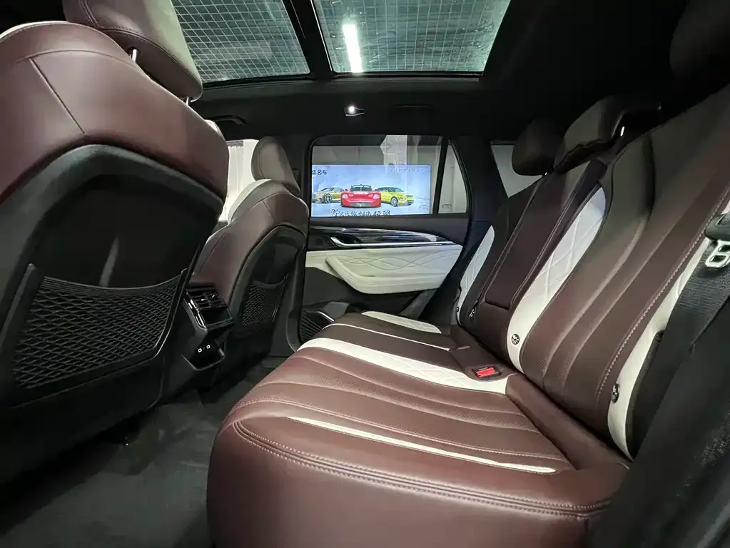 Geely Xingyue L 2022 из CN, фото 5