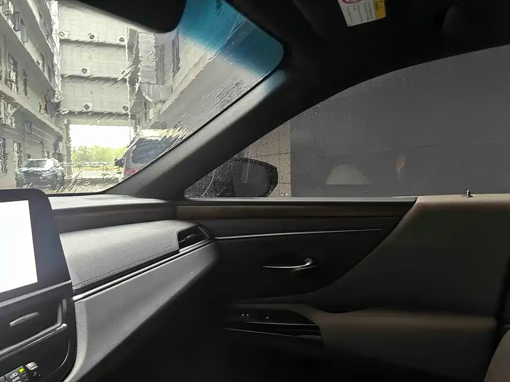 Lexus ES 2023 из CN, фото 5
