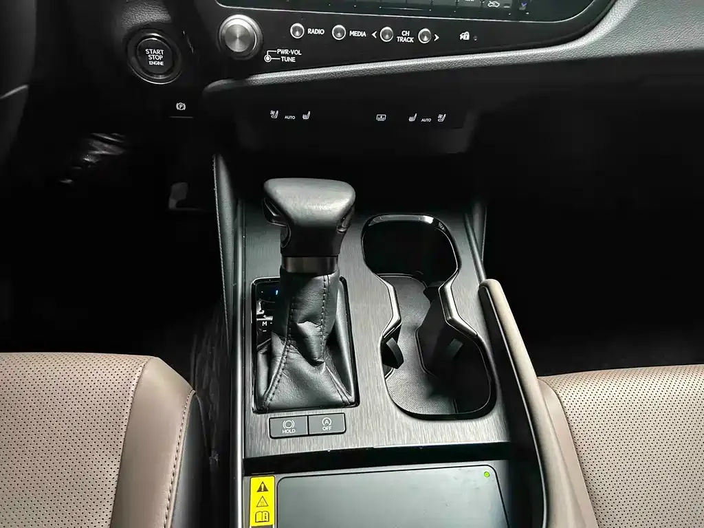 Lexus ES 2023 из CN, фото 3