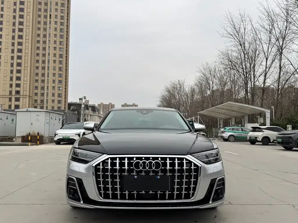 Audi A8 2021 из CN, фото 6