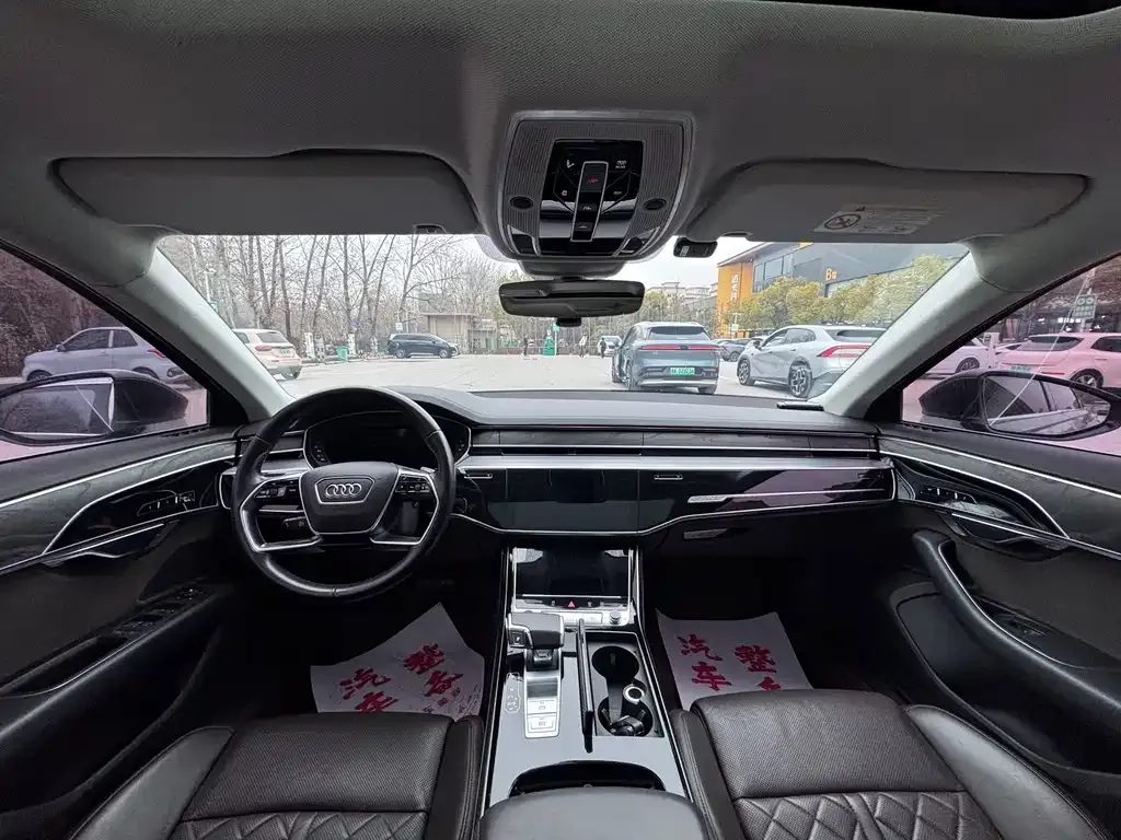 Audi A8 2021 из CN, фото 3
