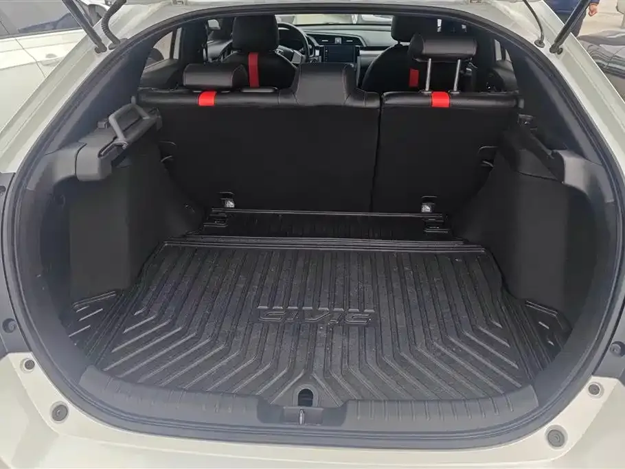 Honda Civic 2021 из CN, фото 2