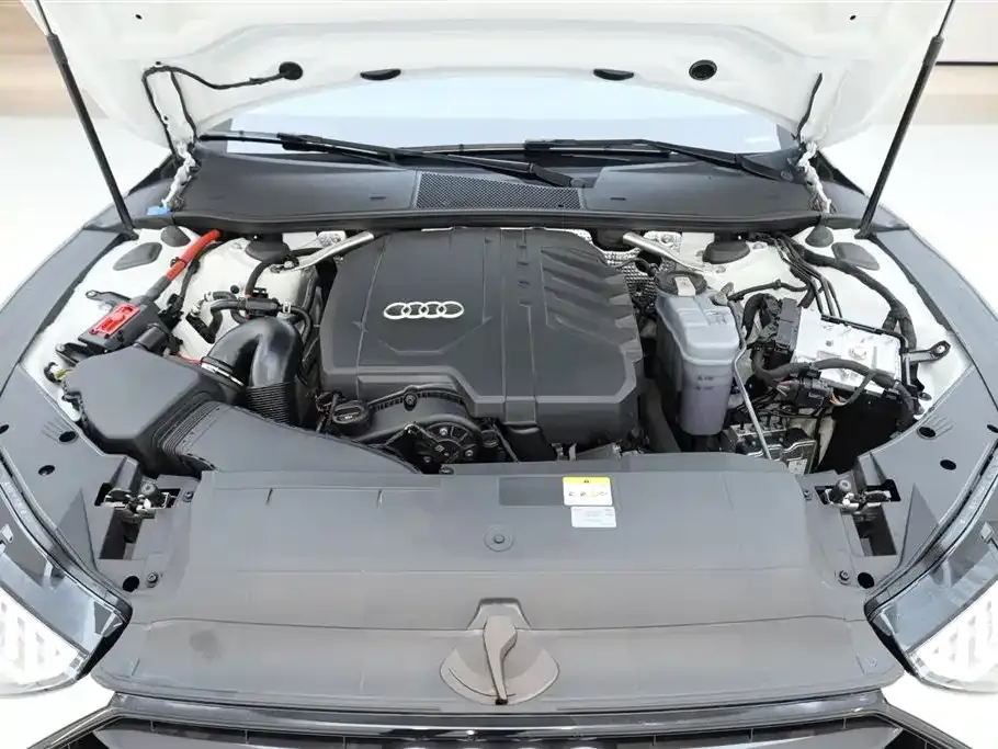 Audi A7 2024 из CN, фото 10