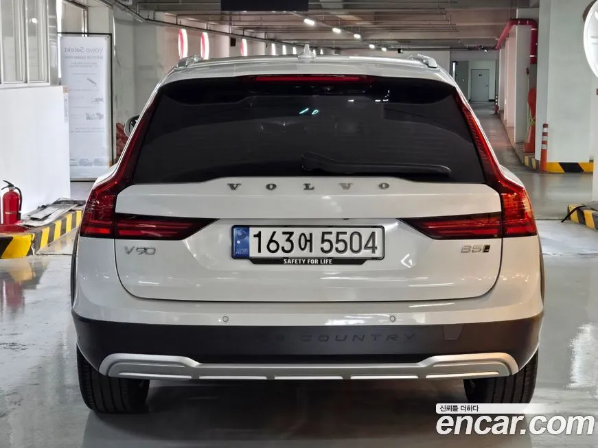 Volvo V90 2024 из KR, фото 7