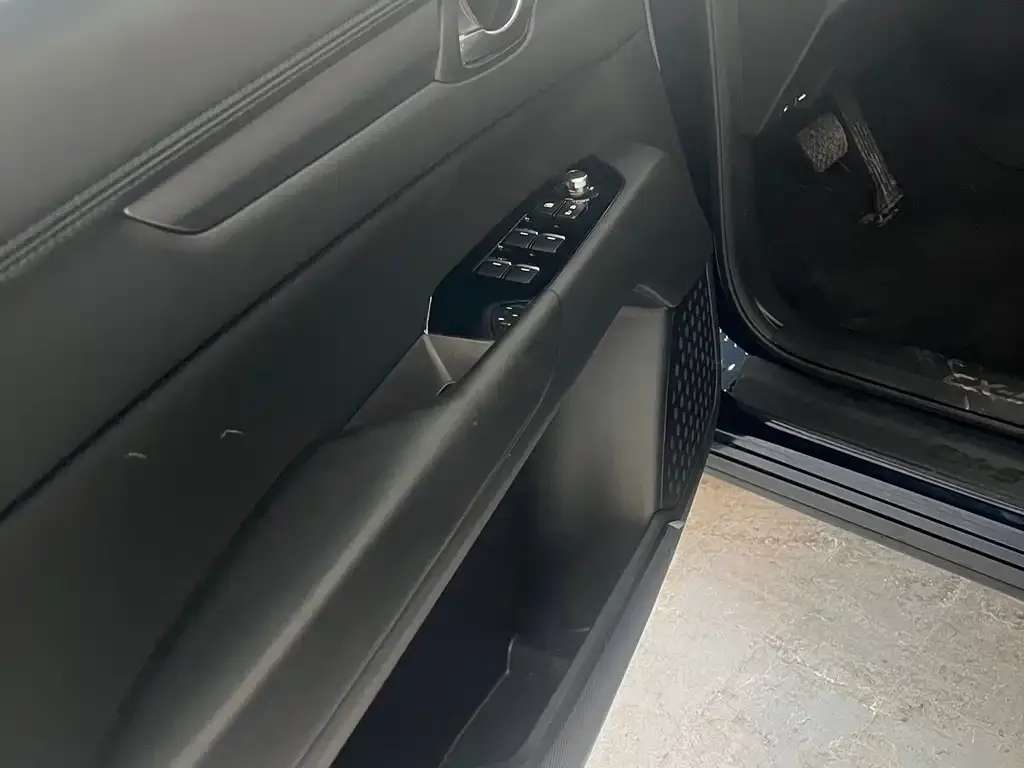 Mazda CX-5 2023 из CN, фото 4
