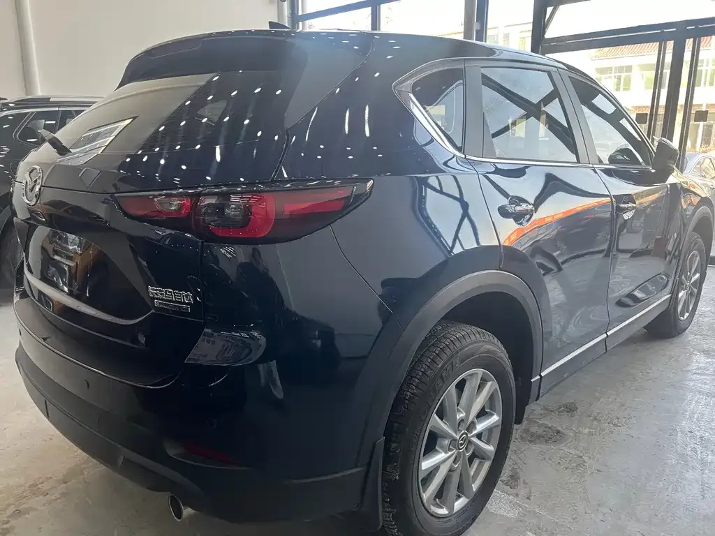 Mazda CX-5 2023 из CN, фото 2