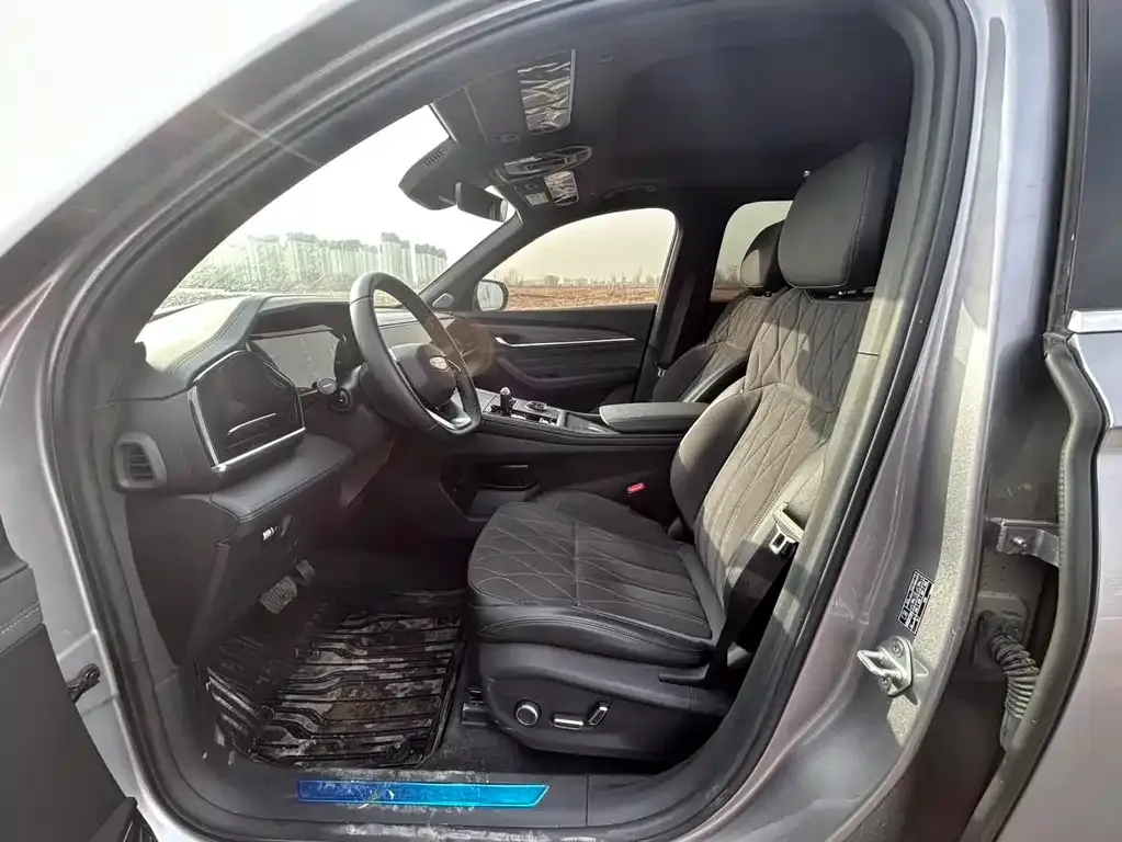 Geely Xingyue L 2024 из CN, фото 6