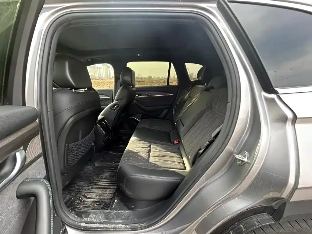Geely Xingyue L 2024 из CN, фото 8