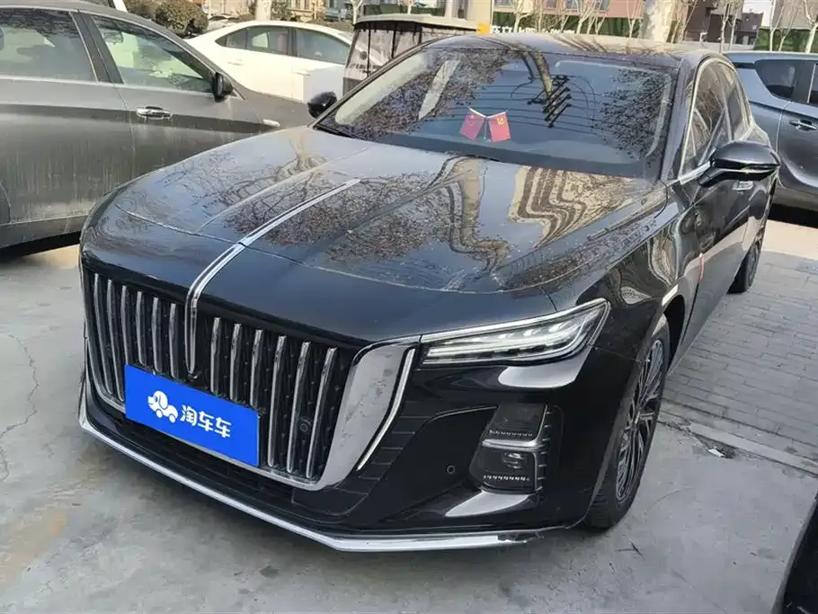 Hongqi H5 — фото 1