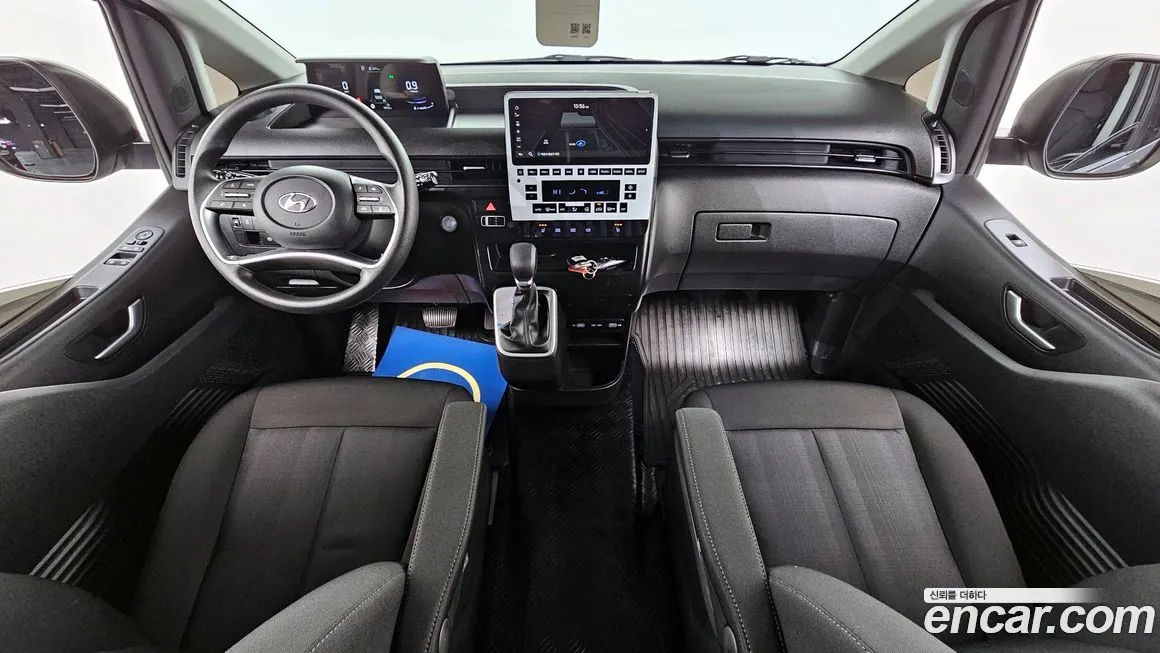 Hyundai Staria 2023 из KR, фото 5