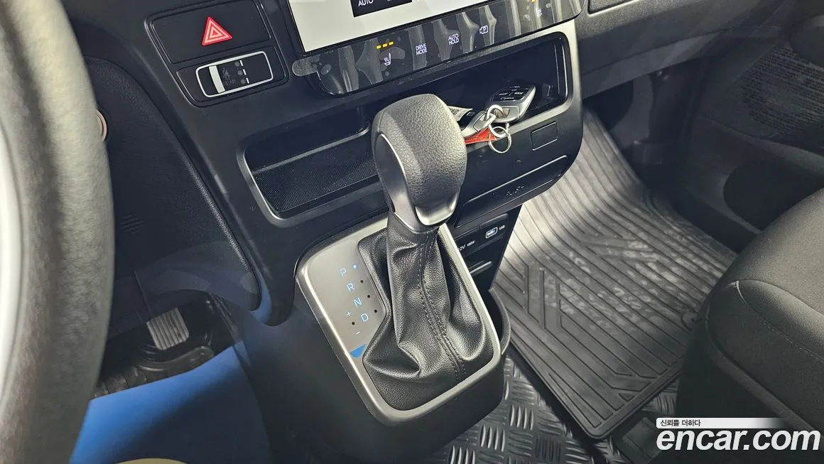 Hyundai Staria 2023 из KR, фото 8