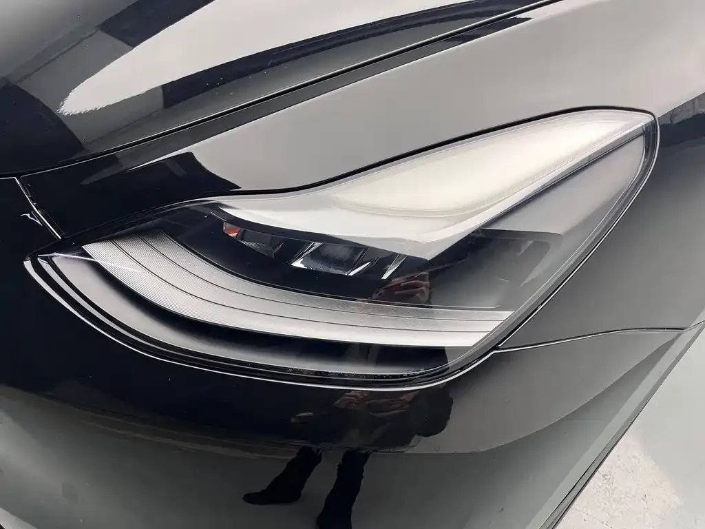 Tesla Model Y 2024 из CN, фото 10