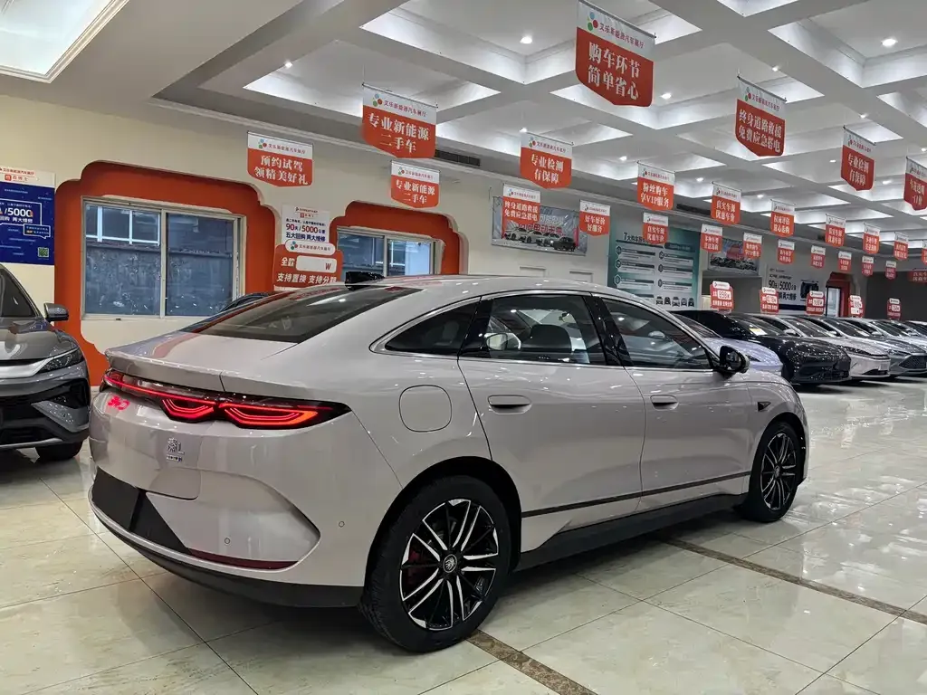 BYD Qin L 2025 из CN, фото 3