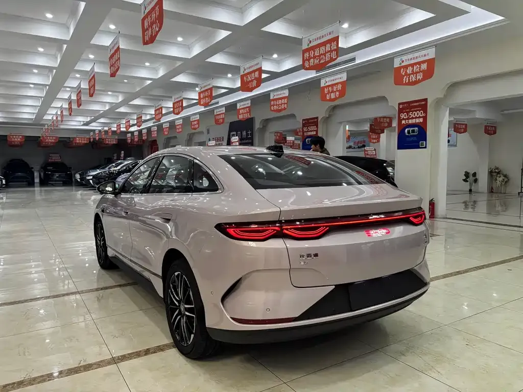 BYD Qin L 2025 из CN, фото 4