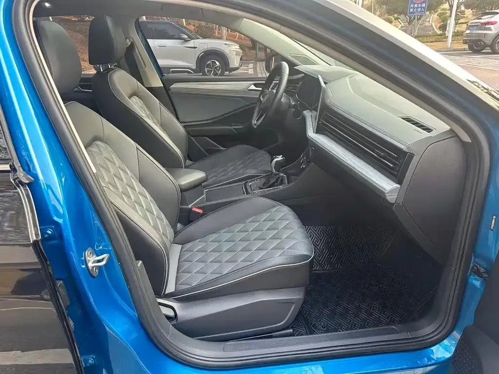 Volkswagen Sagitar 2023 из CN, фото 4