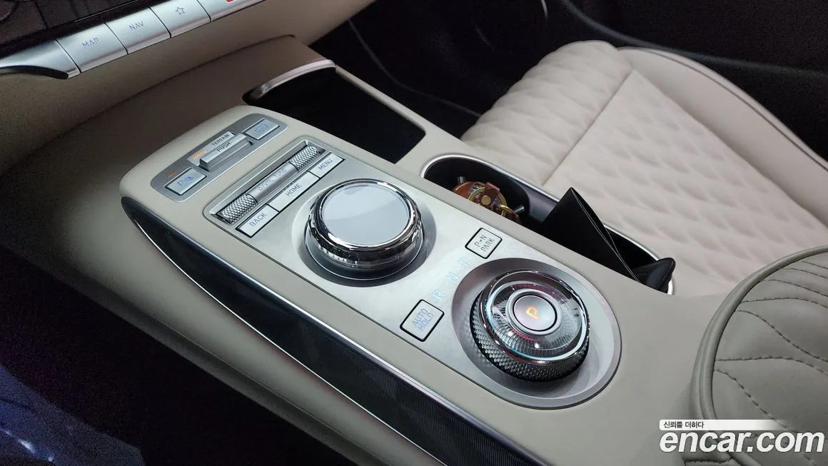 Genesis GV70 2023 из KR, фото 7