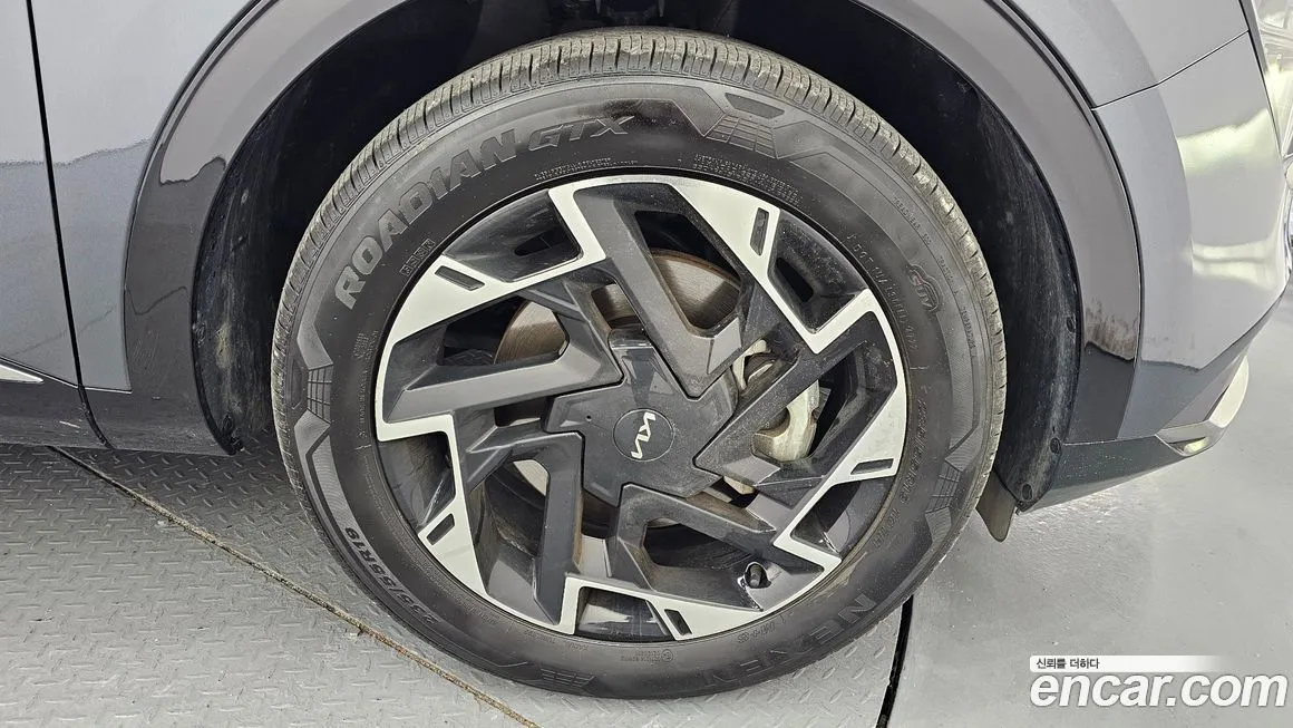 Kia Sportage — фото 10