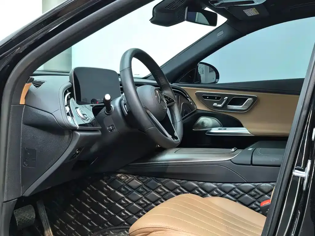 Mercedes-Benz E-Class 2024 из CN, фото 10