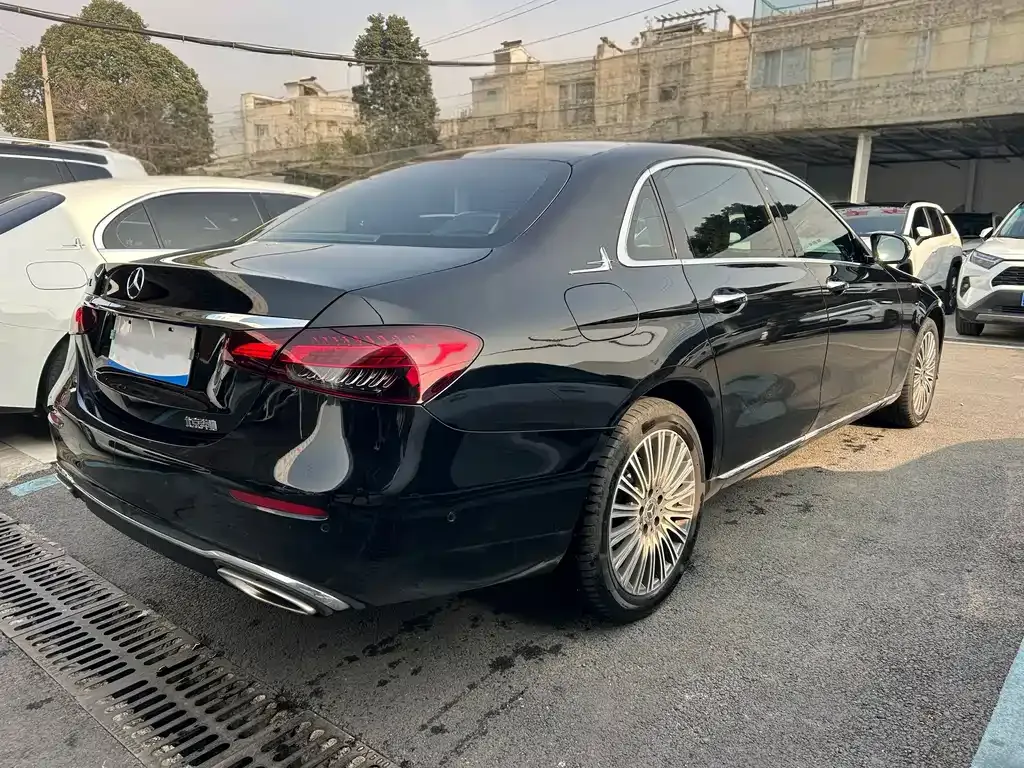 Mercedes-Benz E-Class 2023 из CN, фото 10