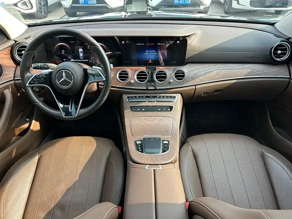 Mercedes-Benz E-Class 2023 из CN, фото 4