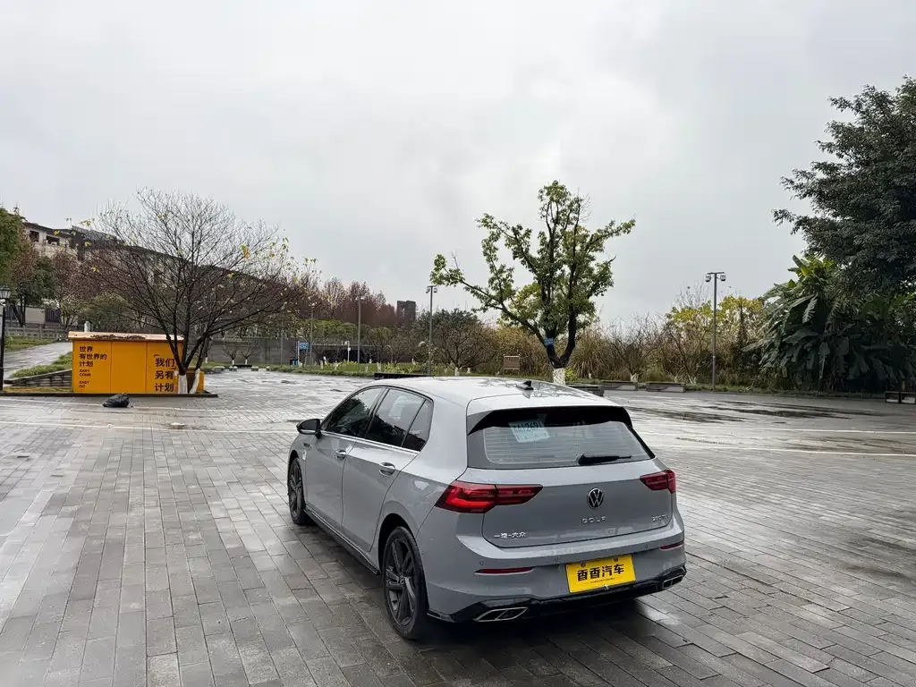 Volkswagen Golf 2022 из CN, фото 3