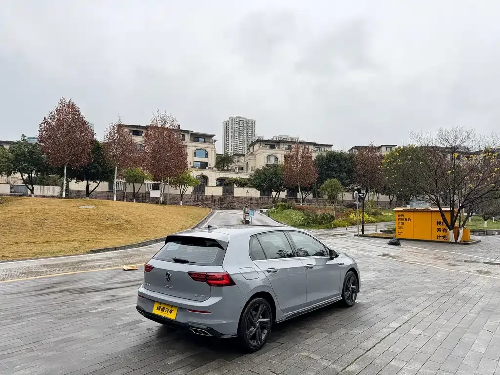 Volkswagen Golf 2022 из CN, фото 6