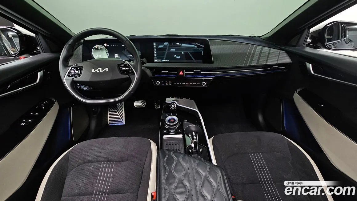 Kia EV6 — фото 9