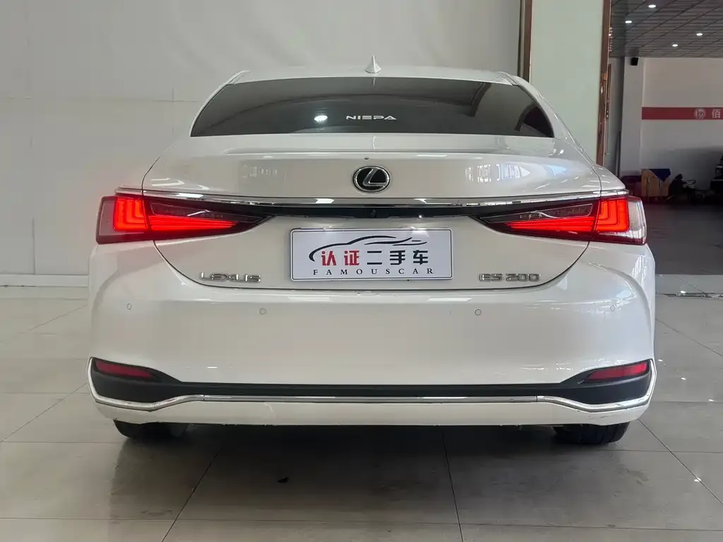 Lexus ES 2023 из CN, фото 6