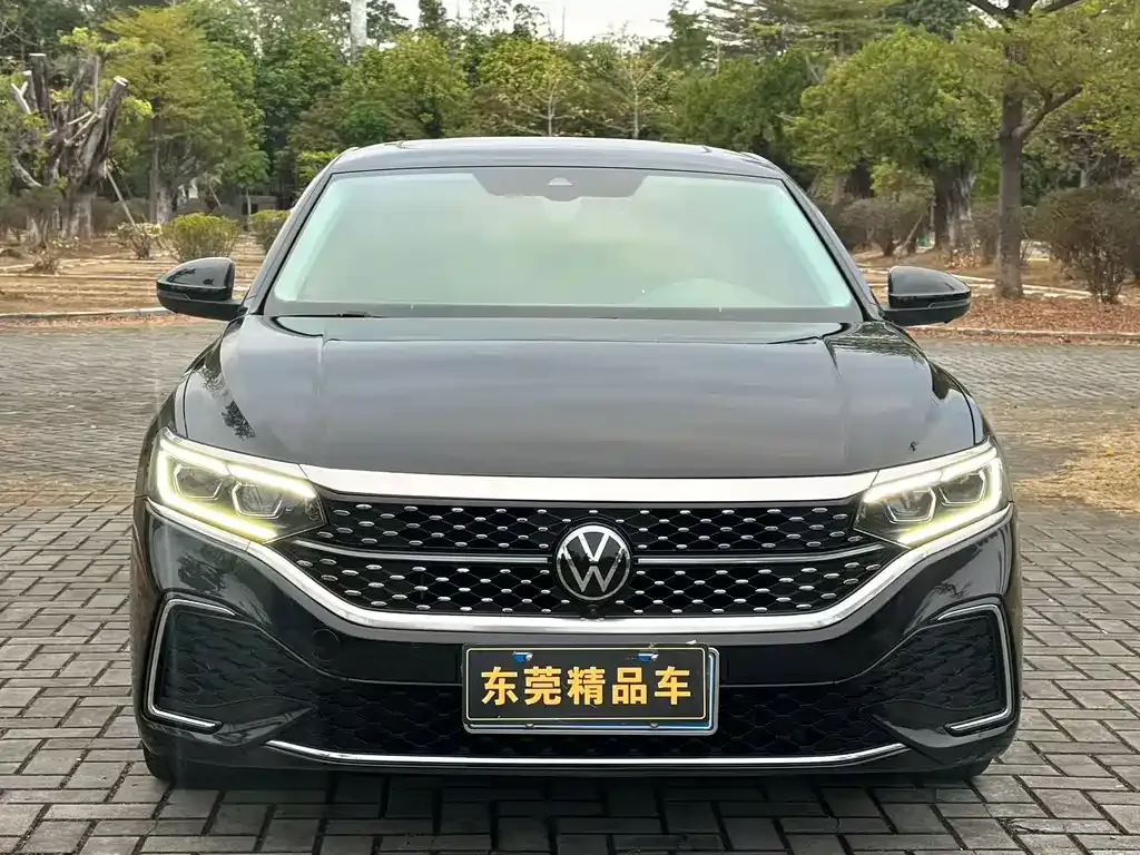 Volkswagen Passat 2023 из CN, фото 4