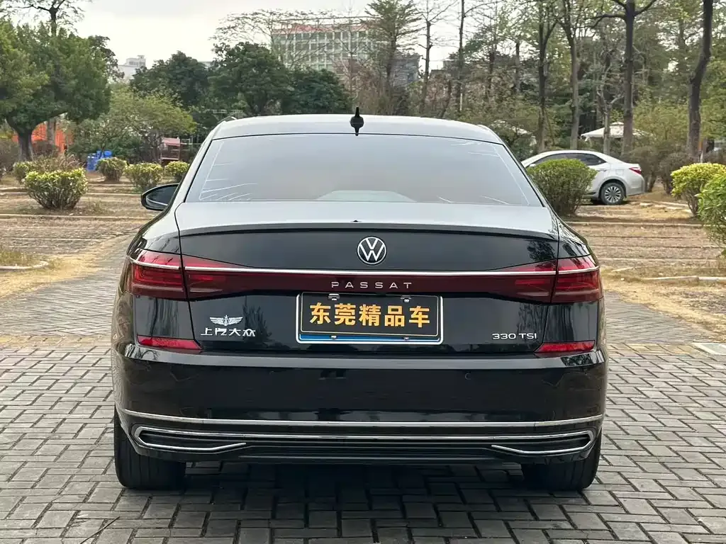 Volkswagen Passat 2023 из CN, фото 2