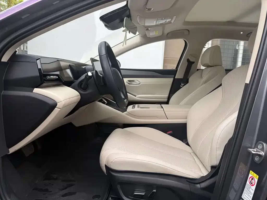 BYD Qin L — фото 9