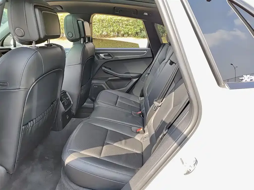 Porsche Macan 2023 из CN, фото 4