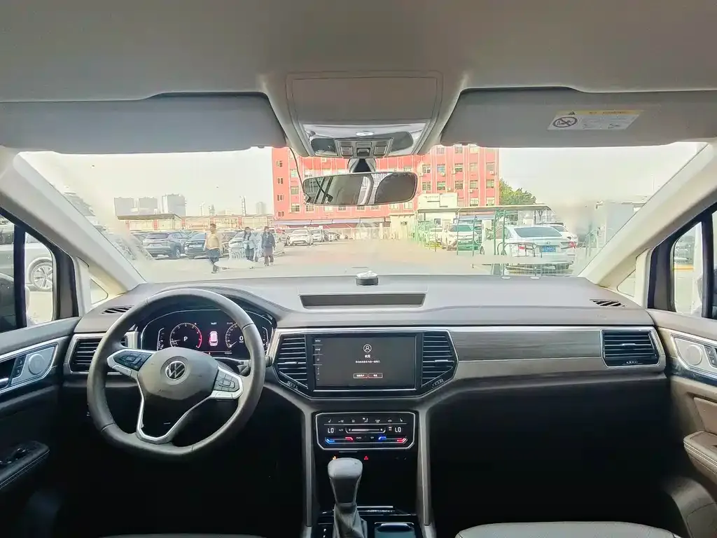 Volkswagen Viloran 2021 из CN, фото 2